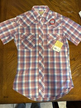Wrangler Red and Blue Plaid Short Sleeve Button-Down Shirt